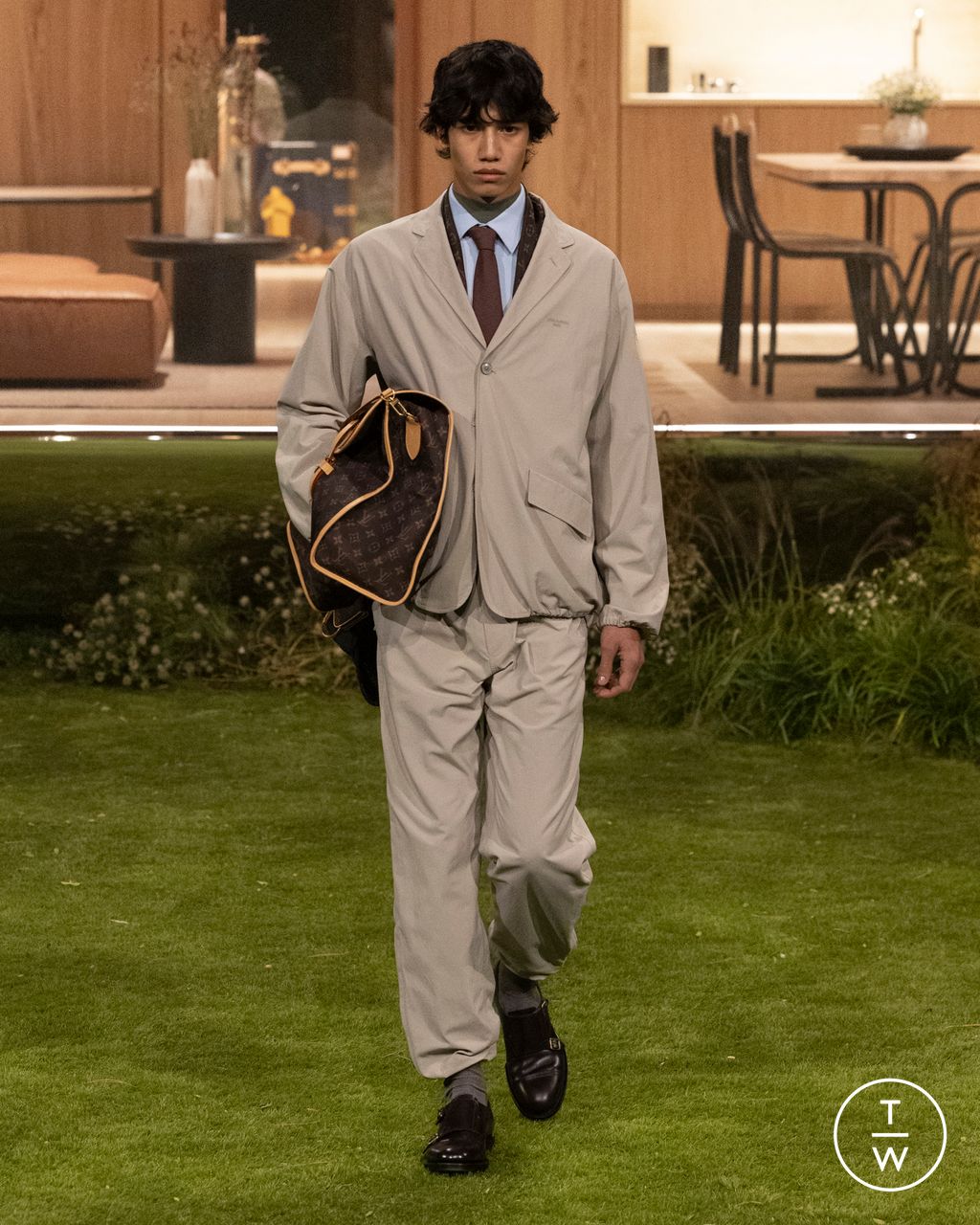 Fashion Week Paris Fall/Winter 2026 look 6 de la collection Louis Vuitton menswear