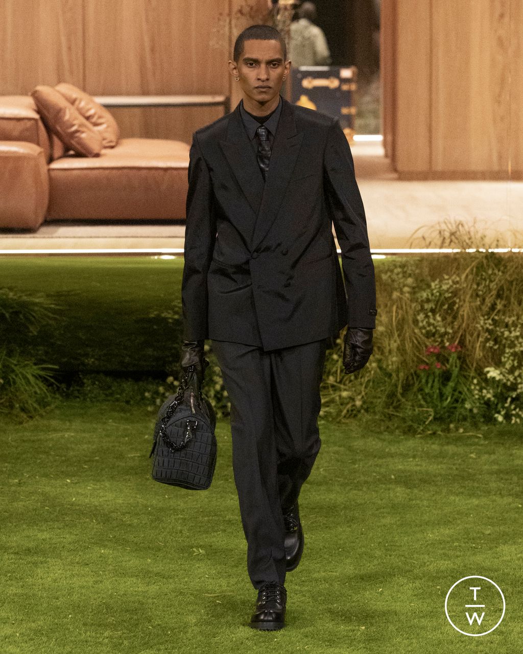 Fashion Week Paris Fall/Winter 2026 look 70 from the Louis Vuitton collection 男装