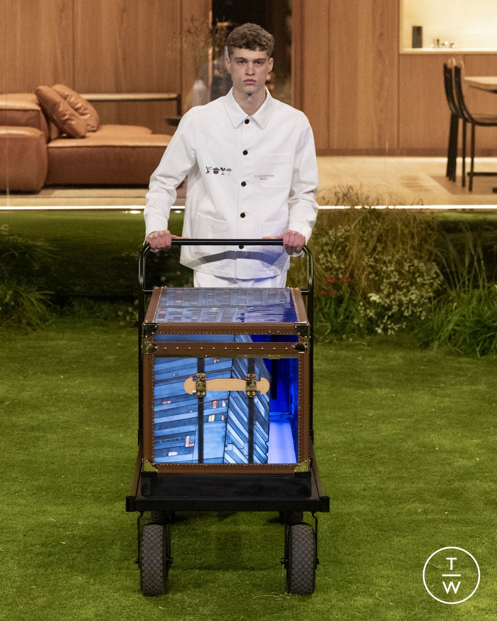 Fashion Week Paris Fall/Winter 2026 look 71 from the Louis Vuitton collection menswear