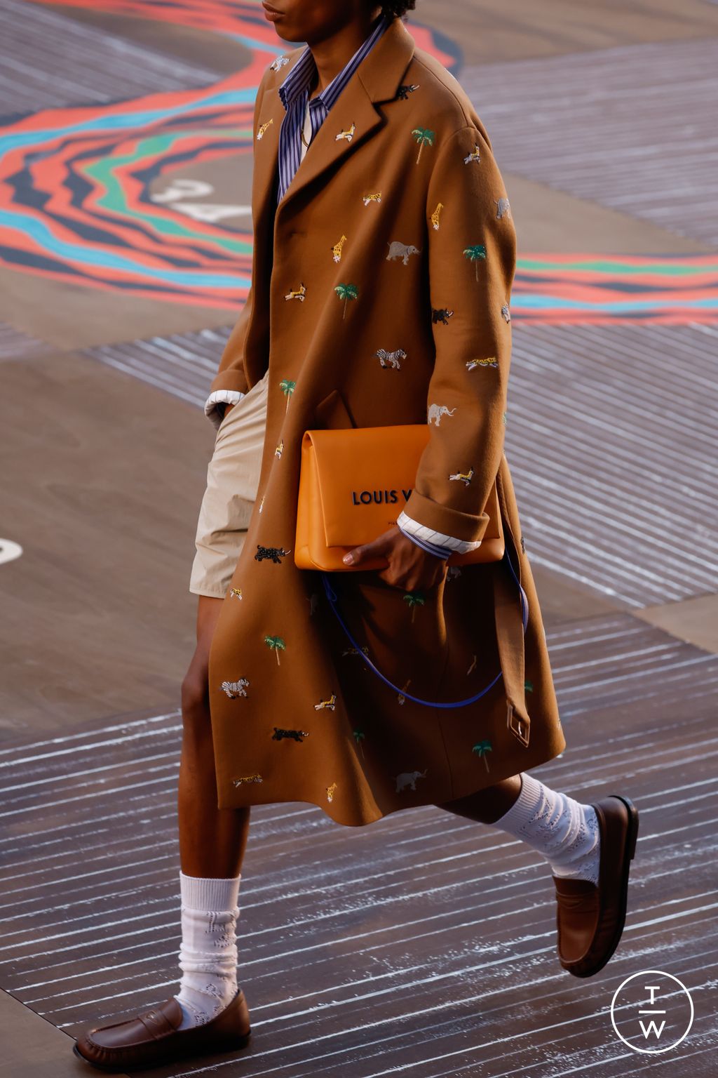 Fashion Week Paris Spring/Summer 2026 look 16 from the Louis Vuitton collection menswear accessories