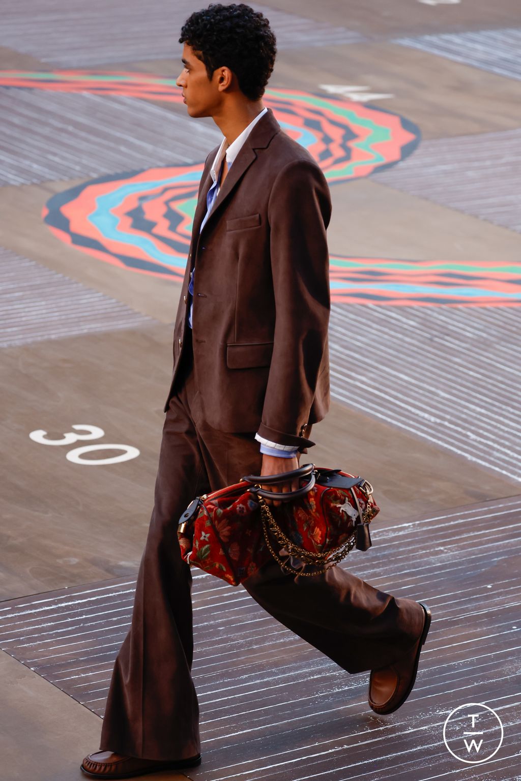 Fashion Week Paris Spring/Summer 2026 look 4 from the Louis Vuitton collection menswear accessories