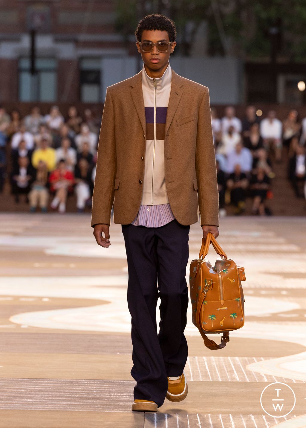 Fashion Week Paris Spring/Summer 2026 look 54 from the Louis Vuitton collection menswear