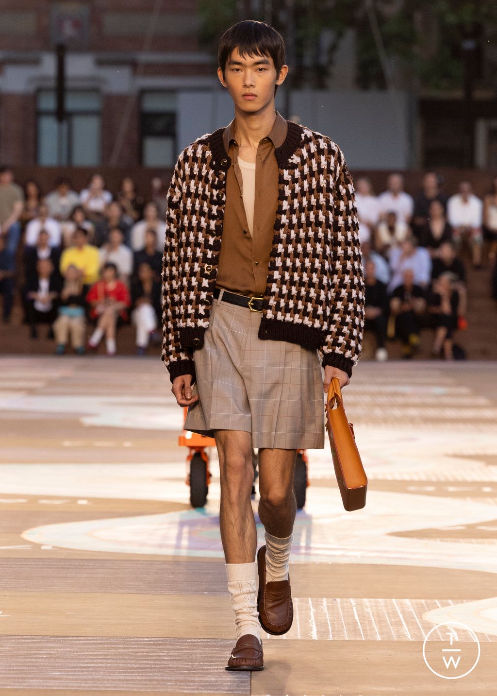 Fashion Week Paris Spring/Summer 2026 look 62 from the Louis Vuitton collection menswear