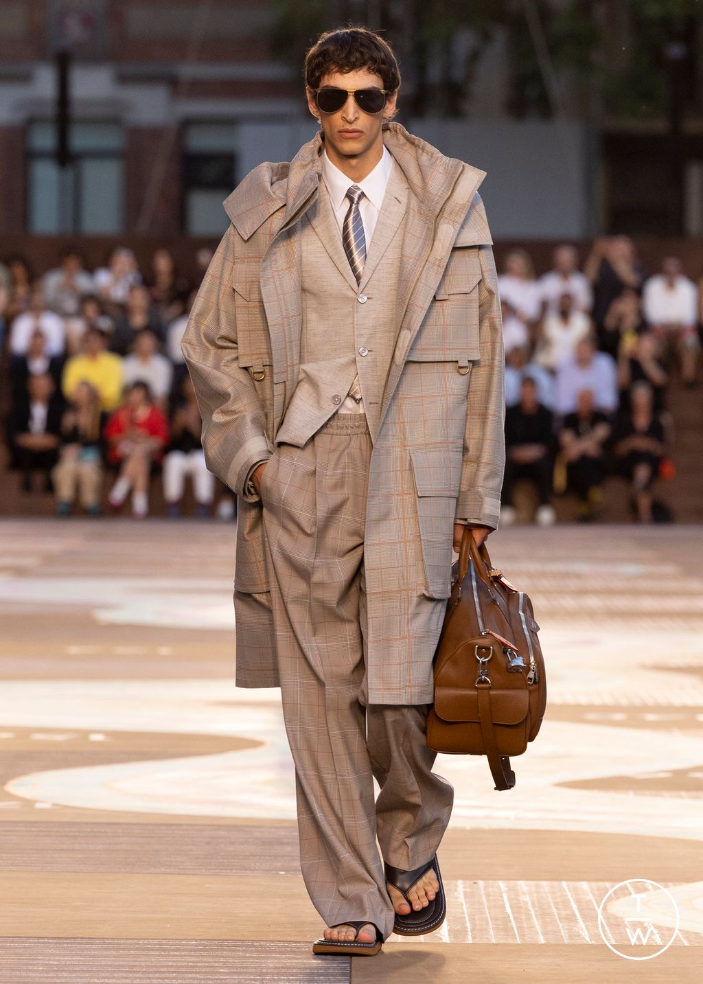 Fashion Week Paris Spring/Summer 2026 look 64 from the Louis Vuitton collection menswear