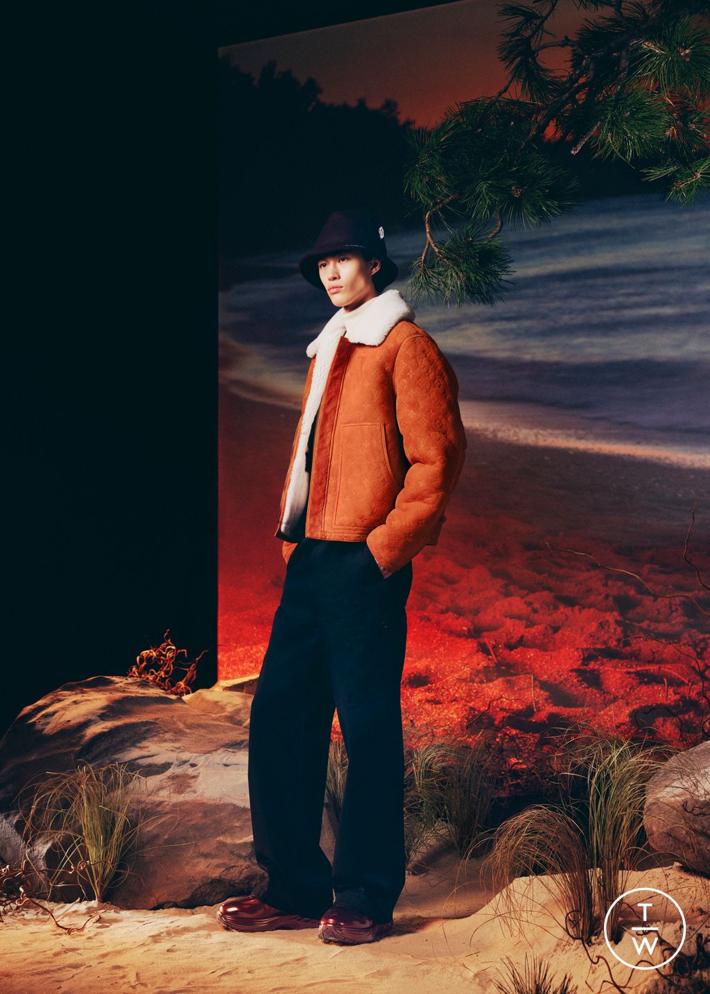 Fashion Week Paris Resort 2024 look 12 from the Louis Vuitton collection menswear