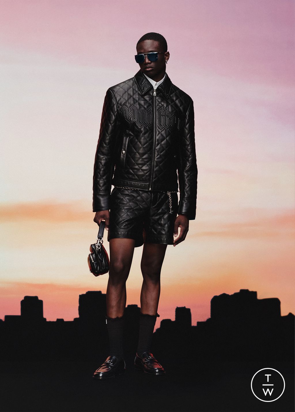 Fashion Week Paris Pre-Fall 2025 look 13 from the Louis Vuitton collection menswear