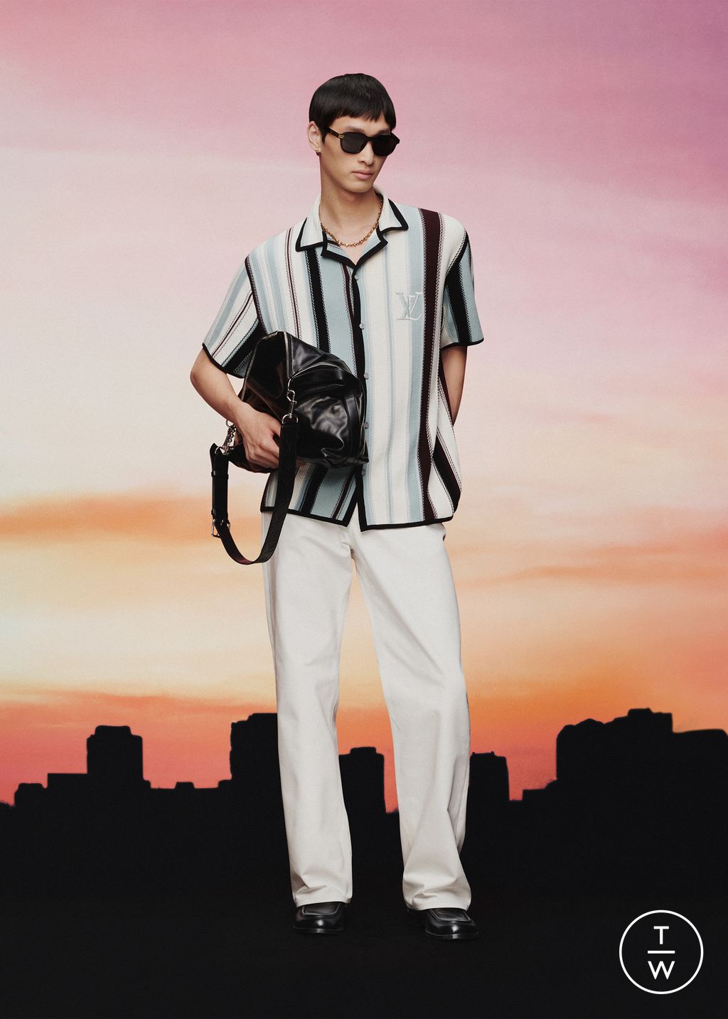 Fashion Week Paris Pre-Fall 2025 look 21 from the Louis Vuitton collection menswear