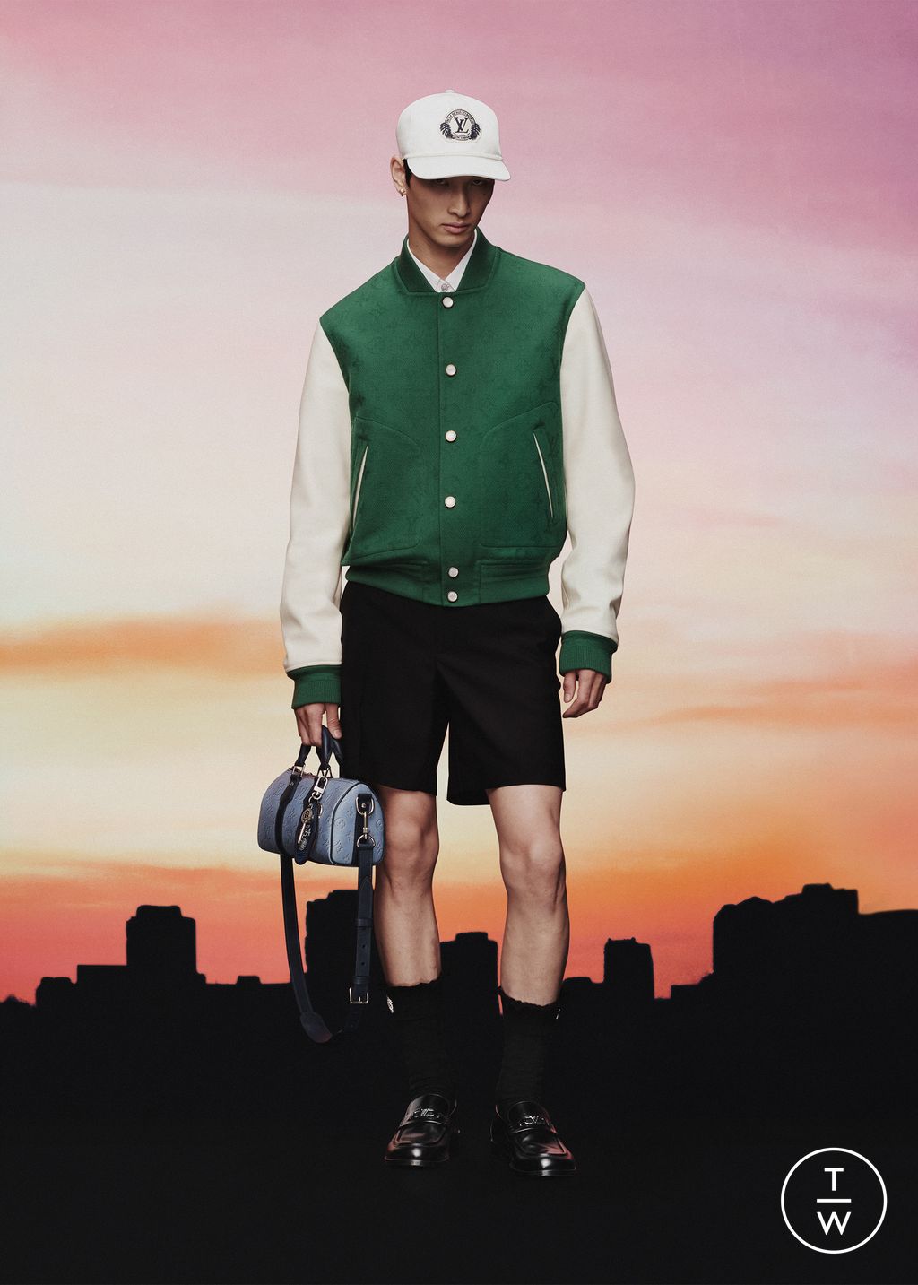 Fashion Week Paris Pre-Fall 2025 look 27 from the Louis Vuitton collection menswear