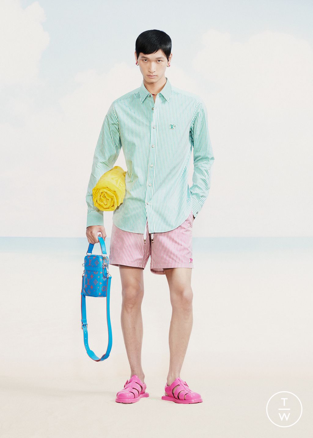 Fashion Week Paris Pre-Fall 2025 look 37 from the Louis Vuitton collection menswear