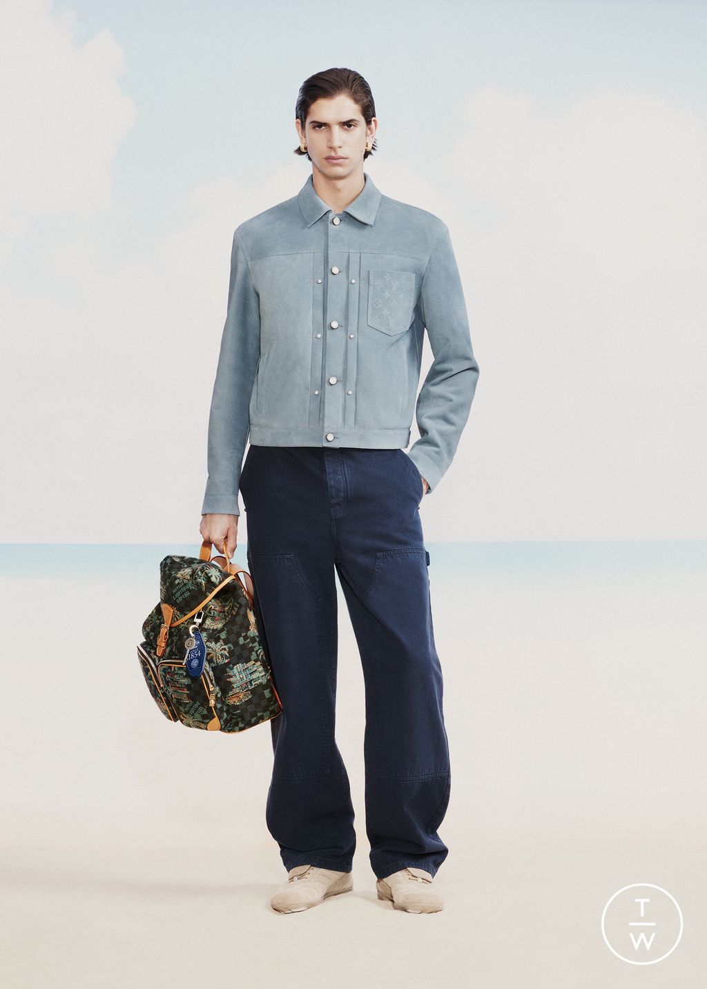 Fashion Week Paris Pre-Fall 2025 look 51 from the Louis Vuitton collection menswear