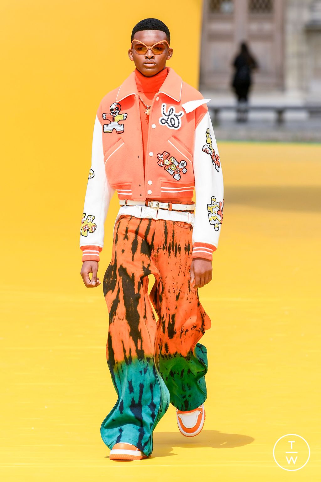 Fashion Week Paris Spring/Summer 2023 look 28 from the Louis Vuitton collection menswear