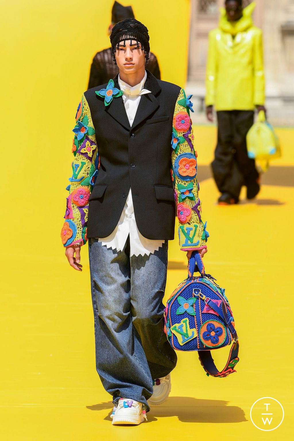 Fashion Week Paris Spring/Summer 2023 look 39 from the Louis Vuitton collection 男装