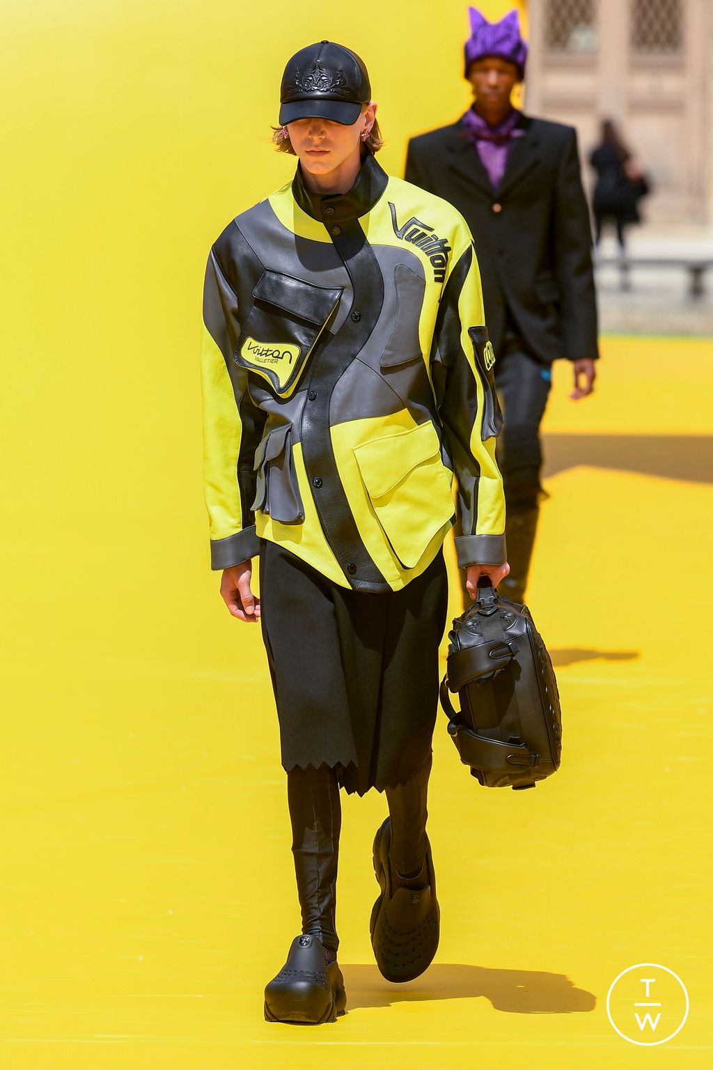 Fashion Week Paris Spring/Summer 2023 look 42 from the Louis Vuitton collection menswear