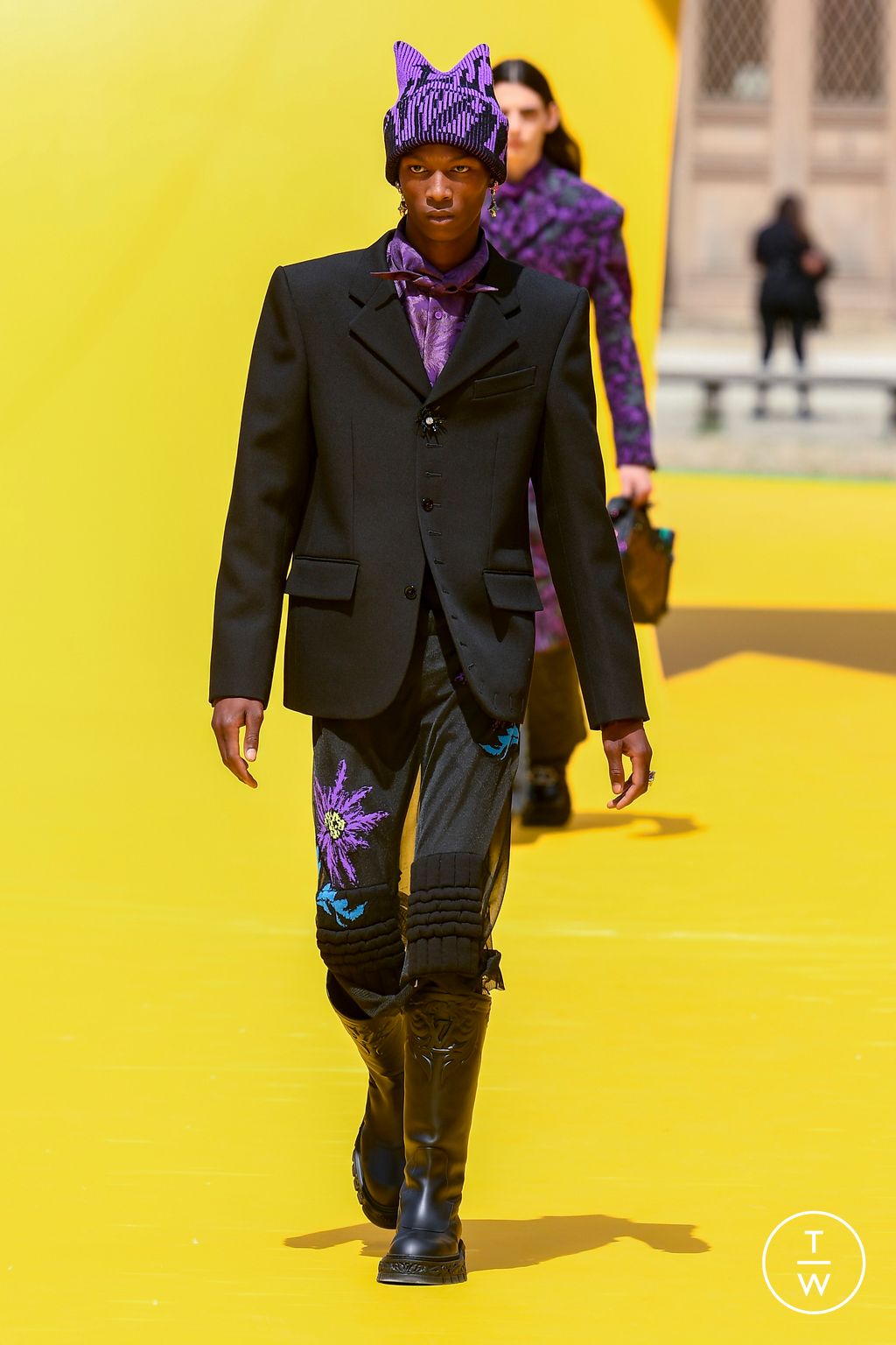 Fashion Week Paris Spring/Summer 2023 look 43 from the Louis Vuitton collection menswear