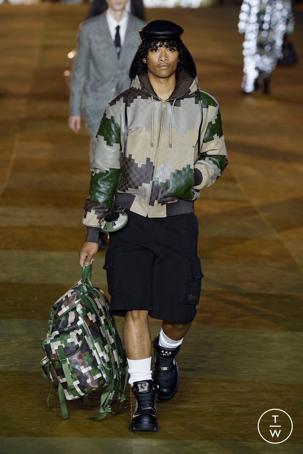 Fashion Week Paris Spring/Summer 2024 look 6 from the Louis Vuitton collection menswear