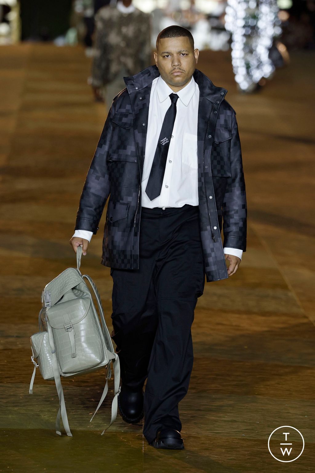 Fashion Week Paris Spring/Summer 2024 look 8 from the Louis Vuitton collection menswear