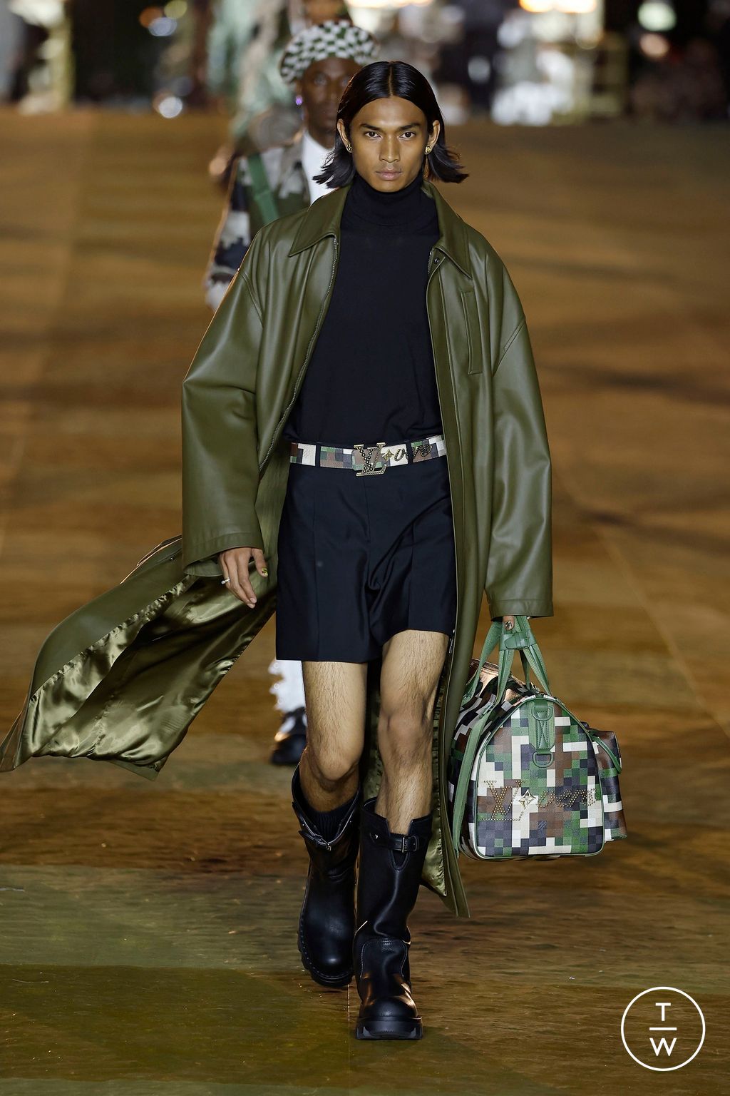 Fashion Week Paris Spring/Summer 2024 look 13 from the Louis Vuitton collection menswear