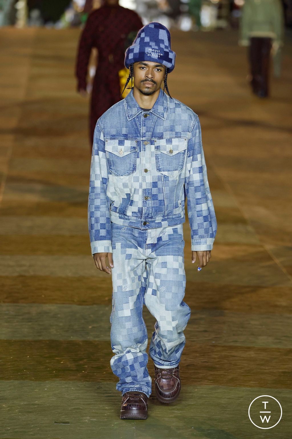 Fashion Week Paris Spring/Summer 2024 look 23 from the Louis Vuitton collection menswear