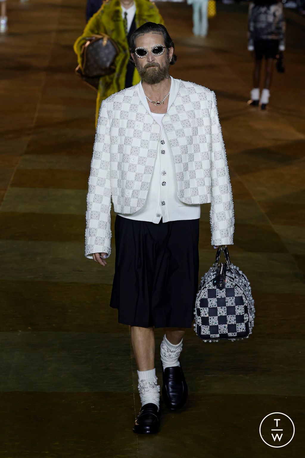 Fashion Week Paris Spring/Summer 2024 look 46 from the Louis Vuitton collection menswear