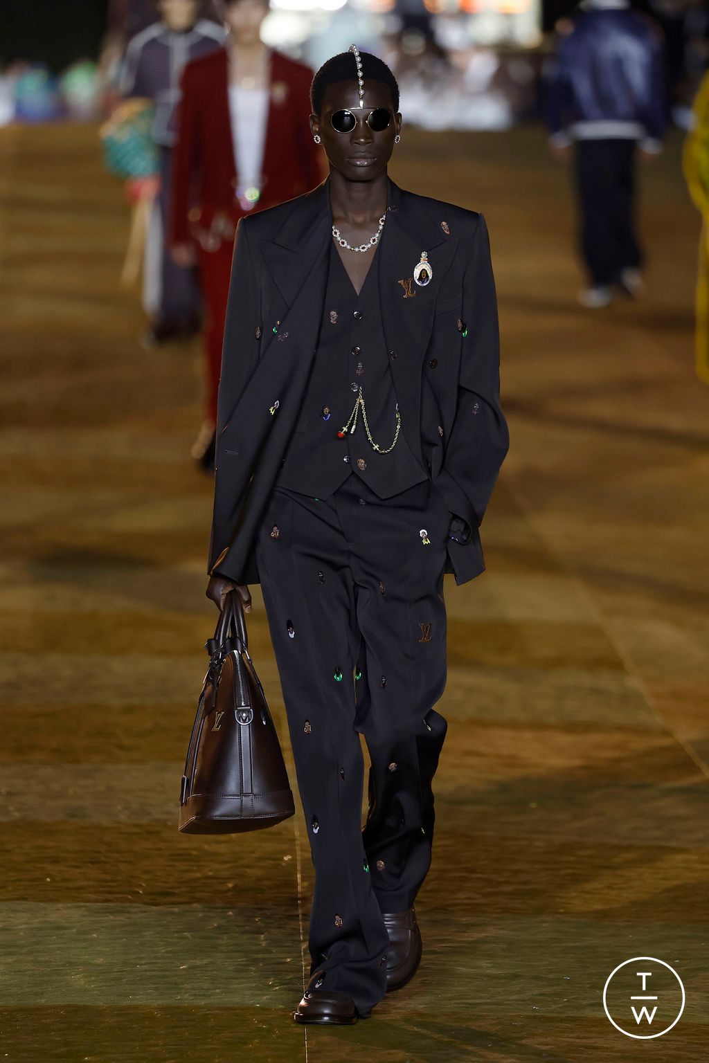 Fashion Week Paris Spring/Summer 2024 look 51 from the Louis Vuitton collection 男装