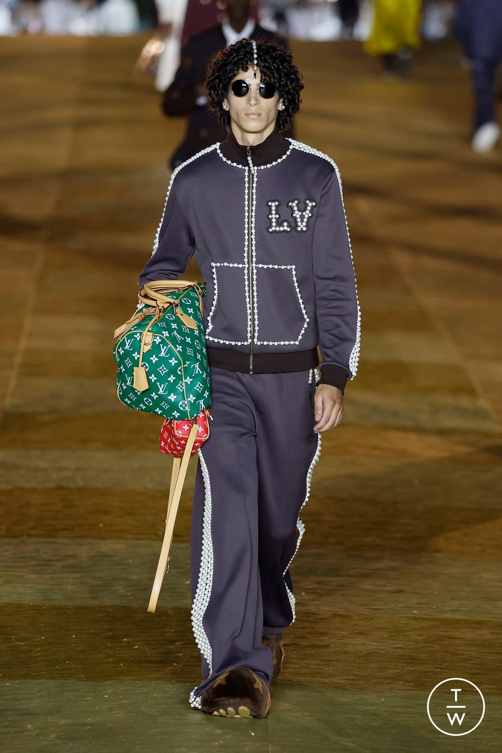 Fashion Week Paris Spring/Summer 2024 look 53 from the Louis Vuitton collection menswear