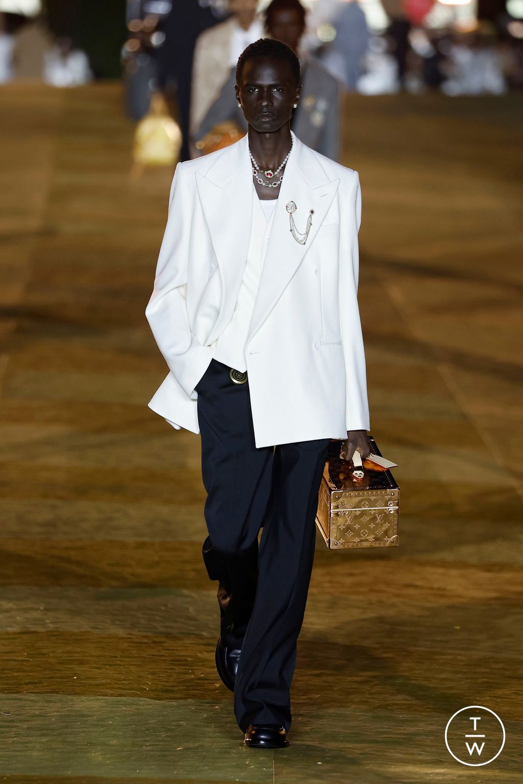 Fashion Week Paris Spring/Summer 2024 look 68 from the Louis Vuitton collection menswear