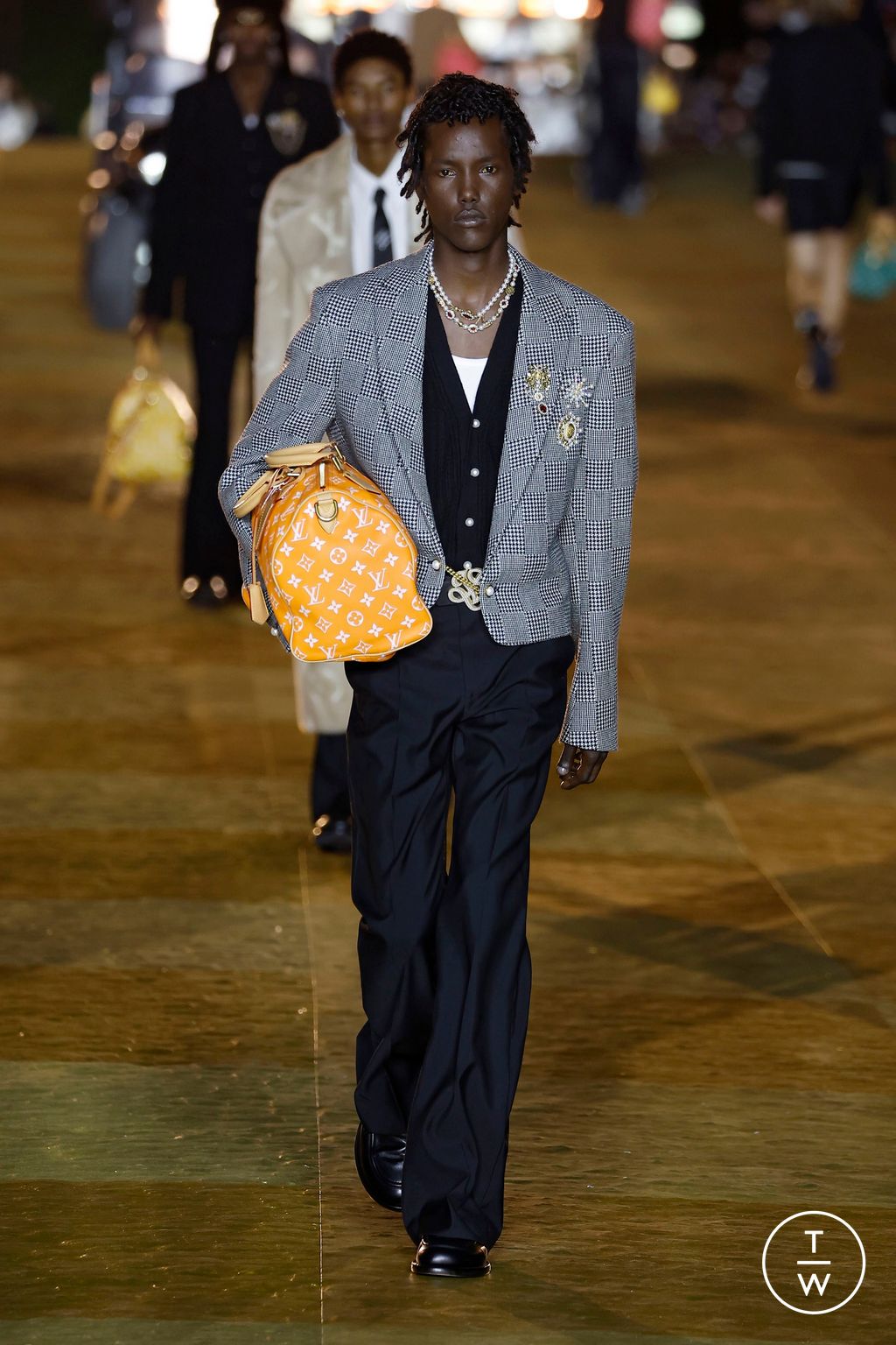 Fashion Week Paris Spring/Summer 2024 look 69 from the Louis Vuitton collection menswear
