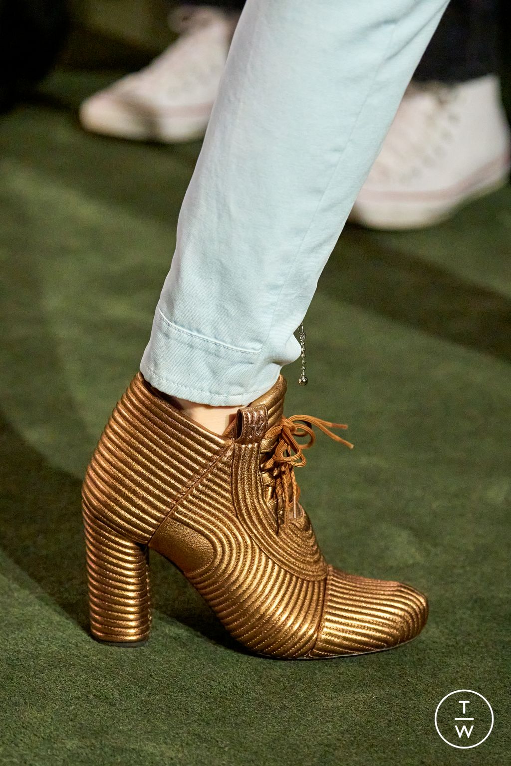 Fashion Week Paris Resort 2027 look 49 from the Louis Vuitton collection womenswear accessories