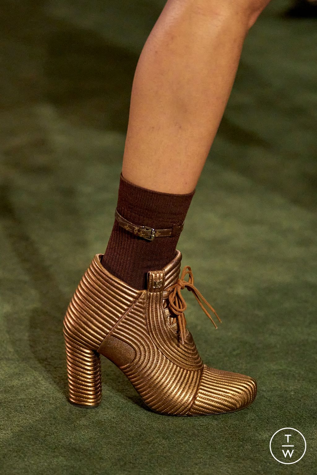 Fashion Week Paris Resort 2027 look 64 from the Louis Vuitton collection womenswear accessories
