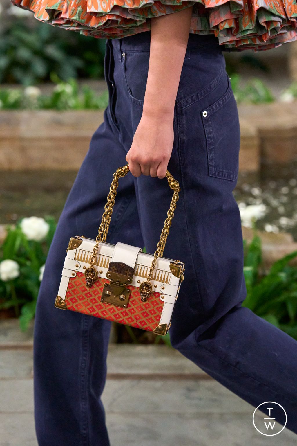 Fashion Week Paris Resort 2027 look 65 from the Louis Vuitton collection womenswear accessories