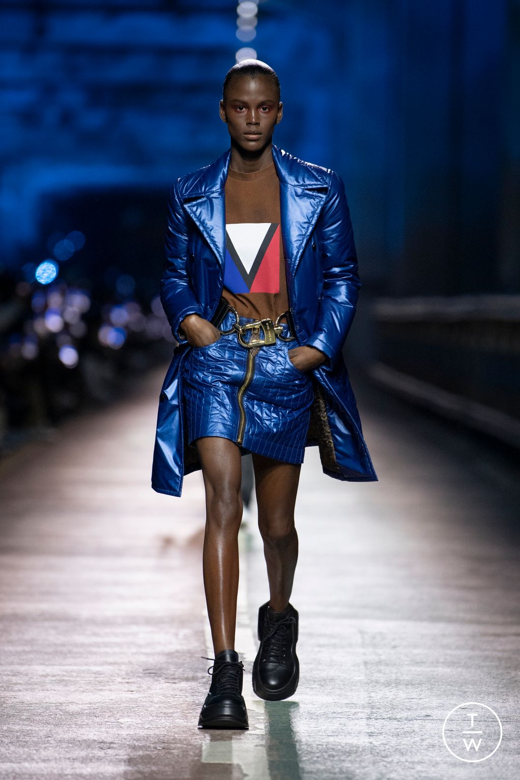 Fashion Week Paris Pre-Fall 2023 look 10 de la collection Louis Vuitton womenswear