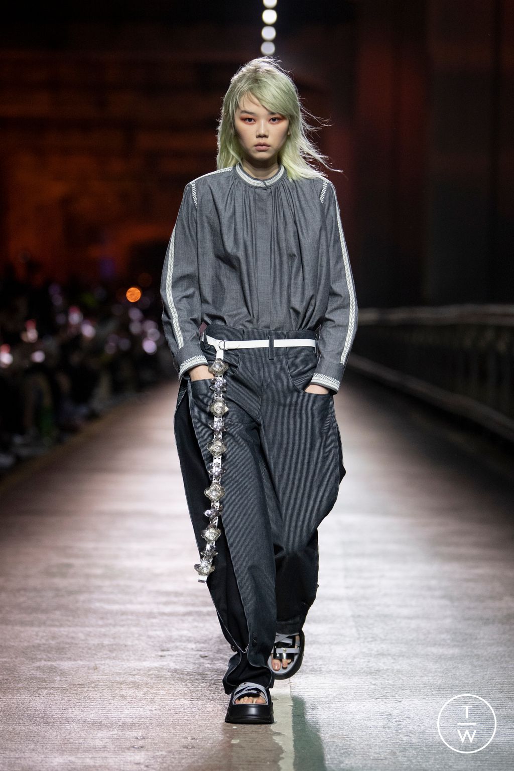 Fashion Week Paris Pre-Fall 2023 look 33 de la collection Louis Vuitton womenswear