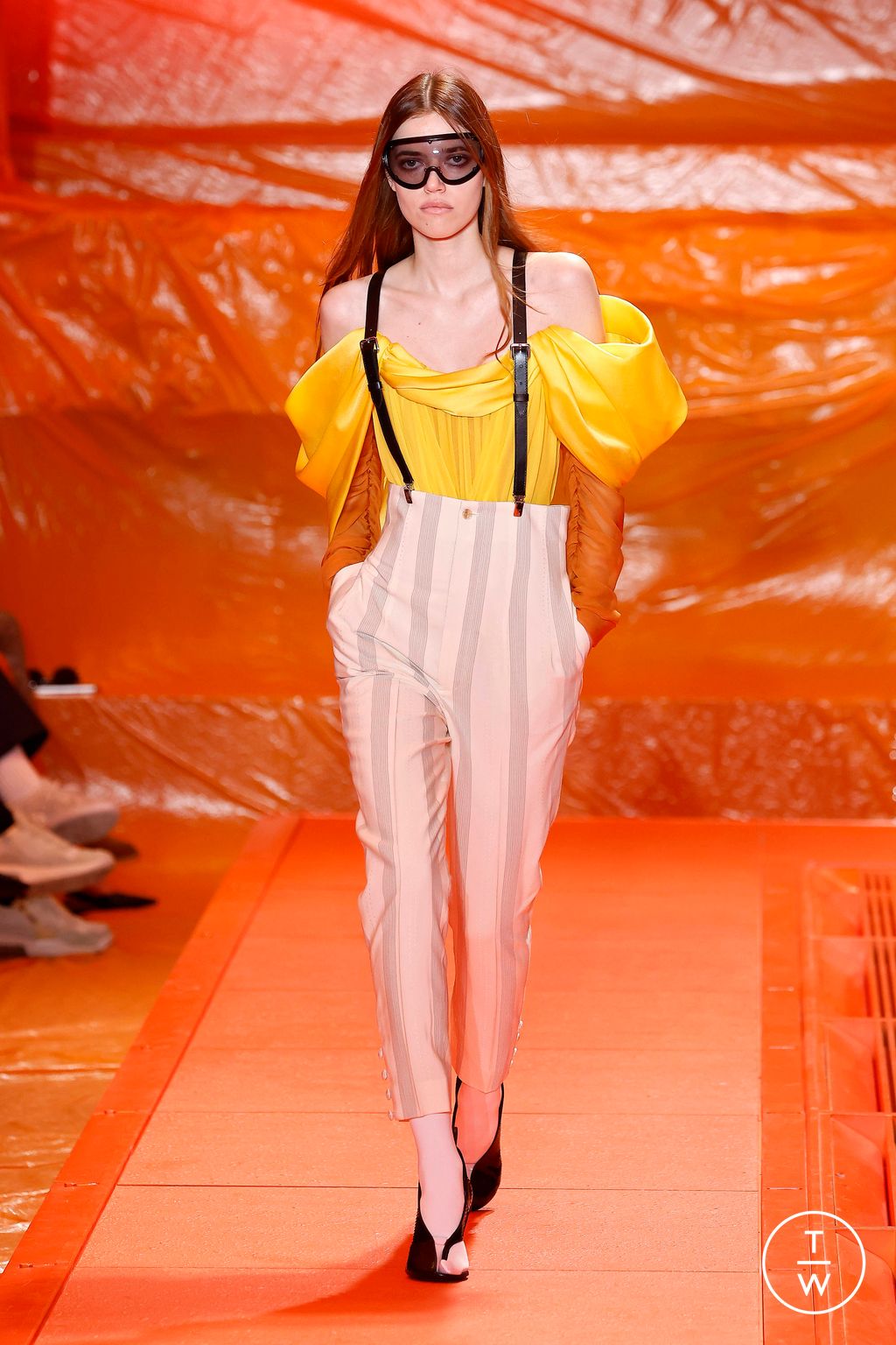 Fashion Week Paris Spring/Summer 2024 look 35 from the Louis Vuitton collection womenswear