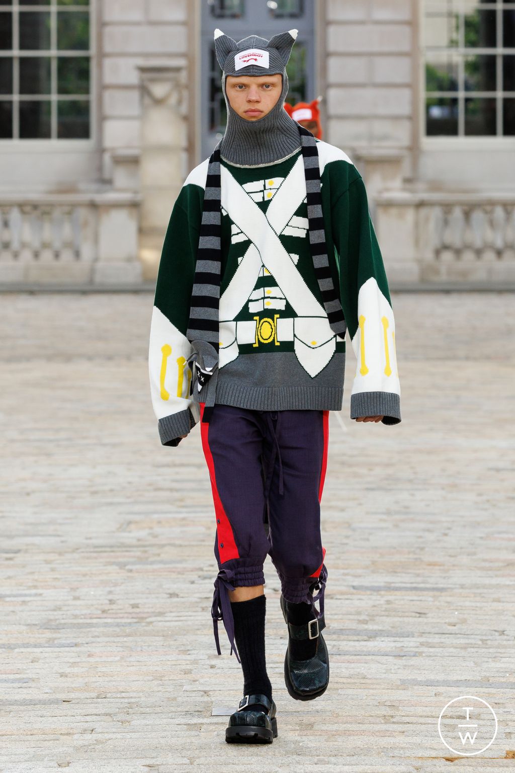 Fashion Week London Spring-Summer 2025 look 27 from the Charles Jeffrey LOVERBOY collection 男装