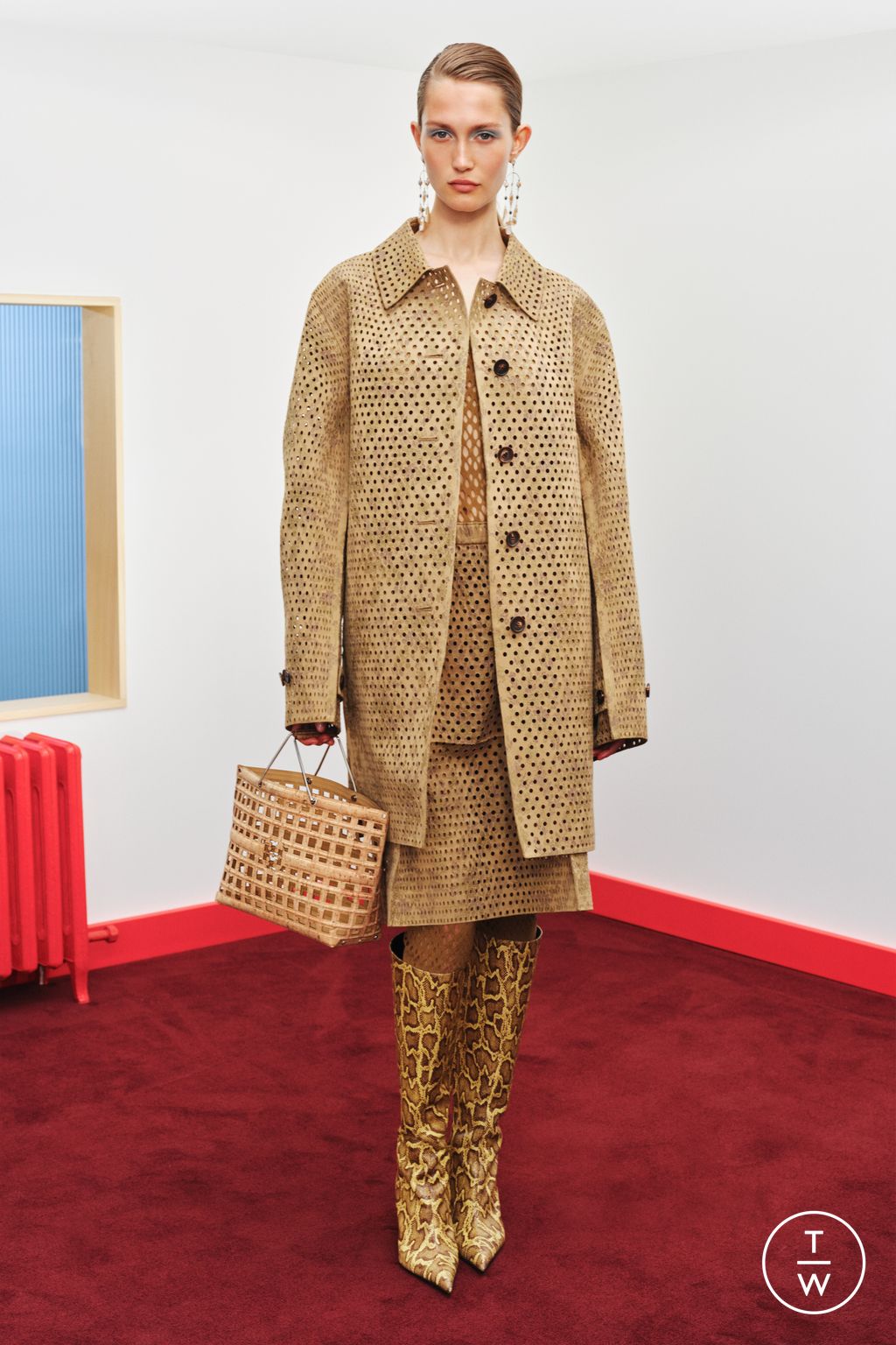 Fashion Week New York Resort 2025 look 7 from the Tory Burch collection womenswear