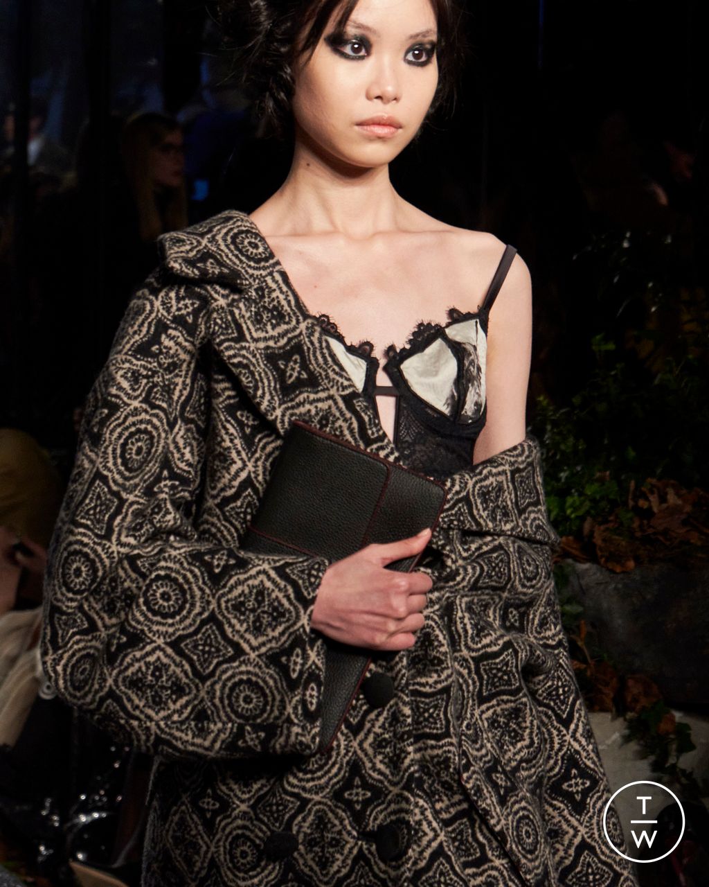 Fashion Week Milan Fall/Winter 2023 look 15 from the Antonio Marras collection 女装配饰