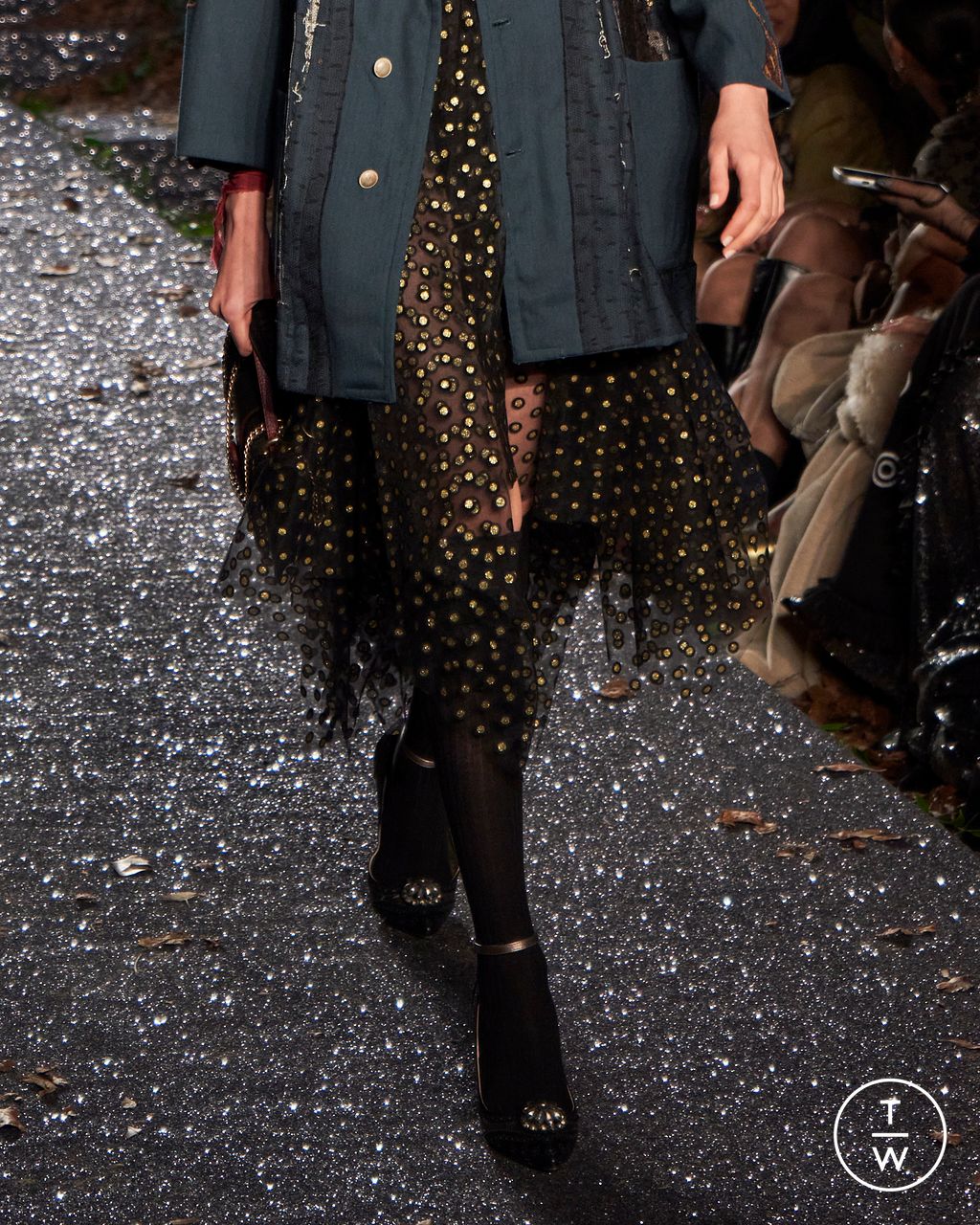 Fashion Week Milan Fall/Winter 2023 look 17 de la collection Antonio Marras womenswear accessories