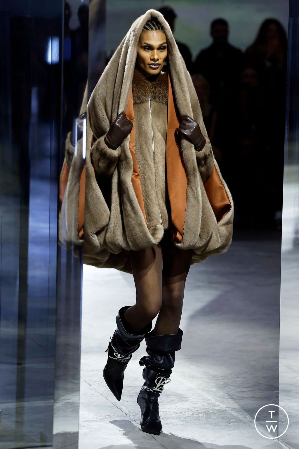 Fashion Week New York Fall/Winter 2023 look 21 from the Luar collection womenswear