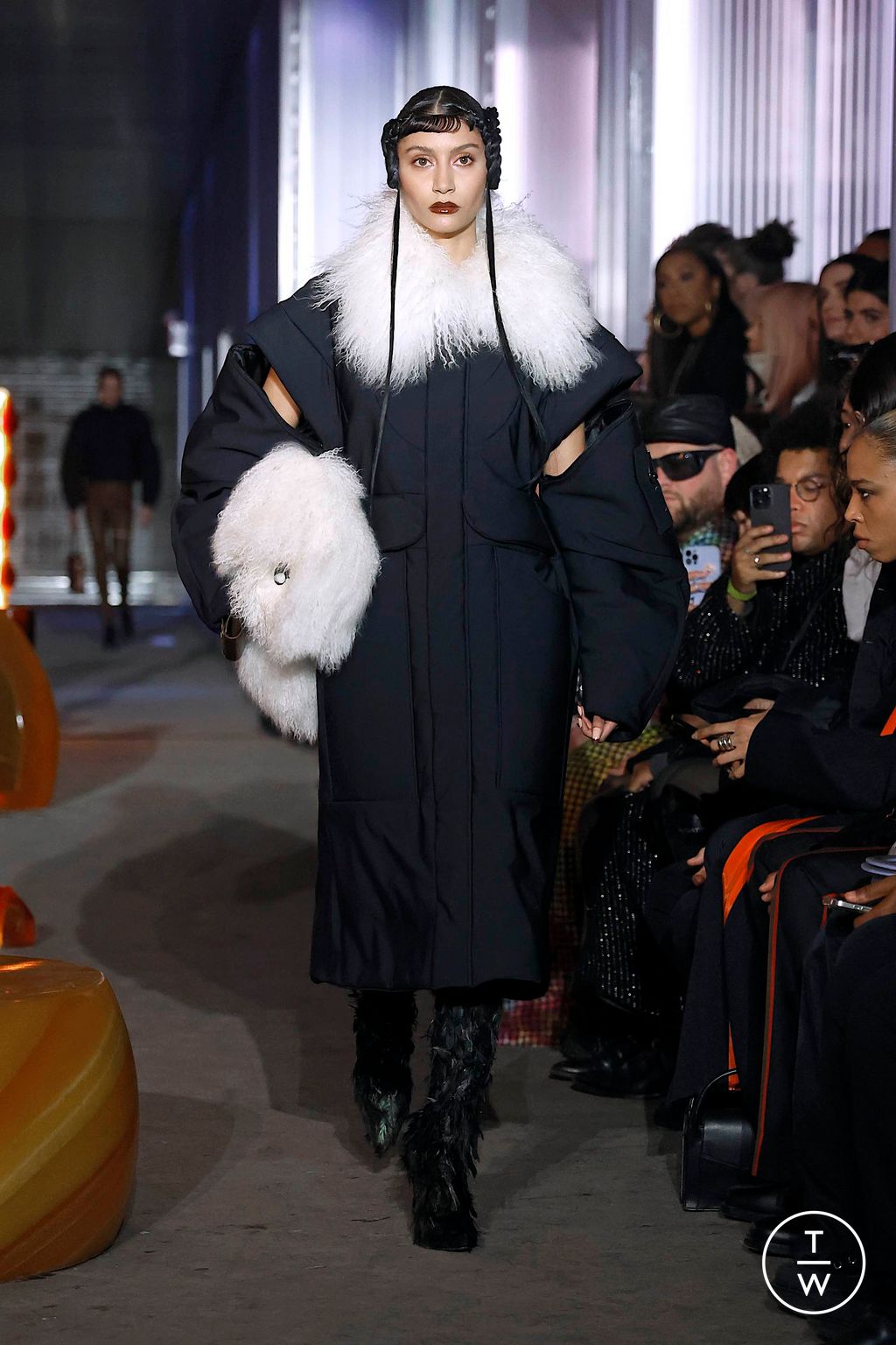 Fashion Week New York Fall/Winter 2024 look 27 from the Luar collection womenswear