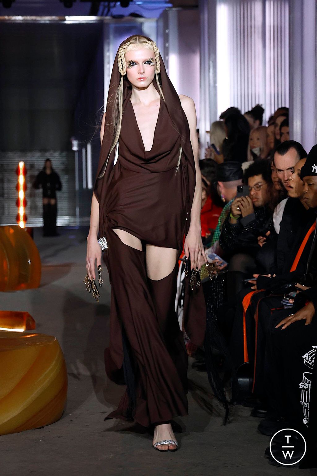 Fashion Week New York Fall/Winter 2024 look 40 from the Luar collection 女装