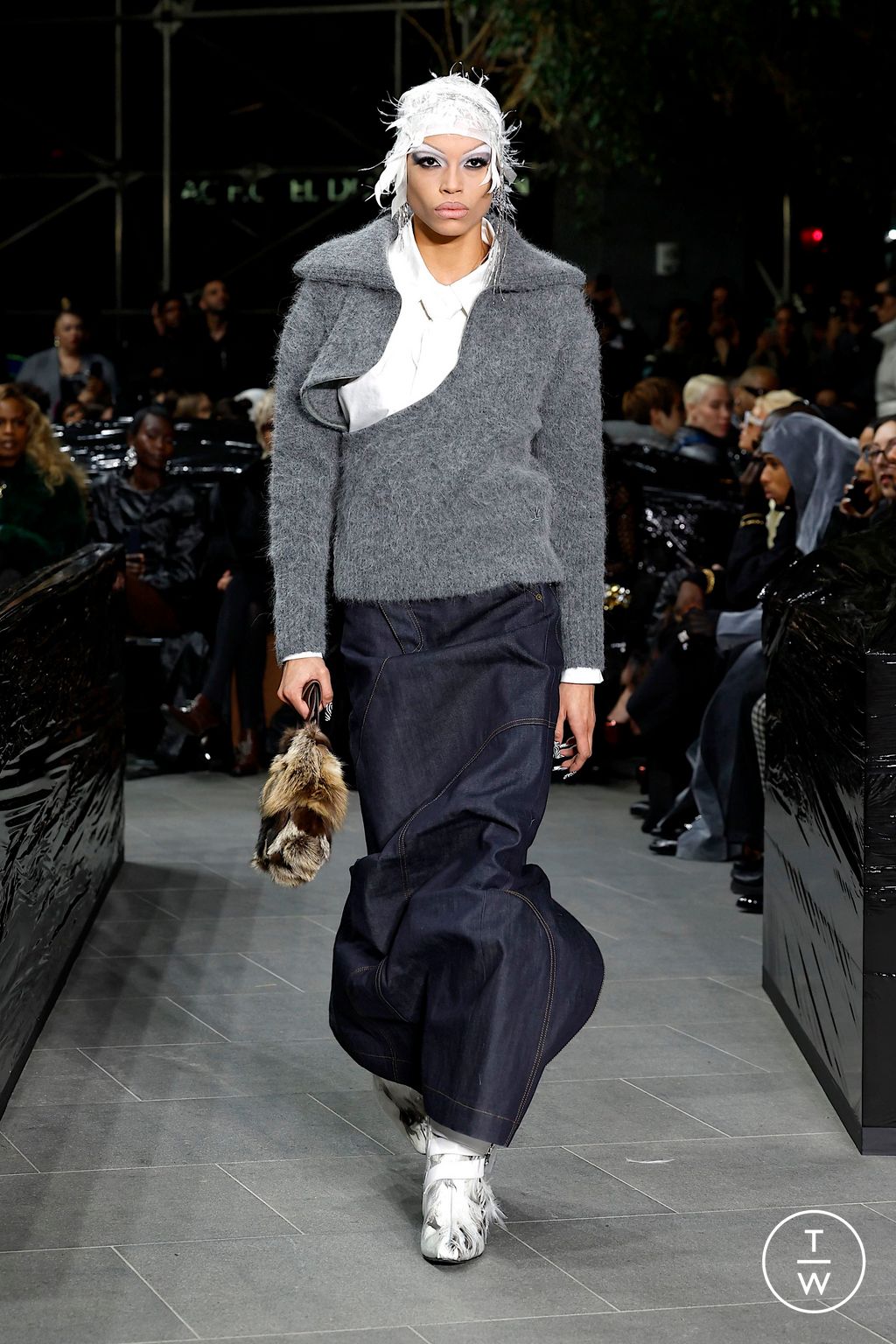 Fashion Week New York Fall/Winter 2025 look 6 de la collection Luar womenswear