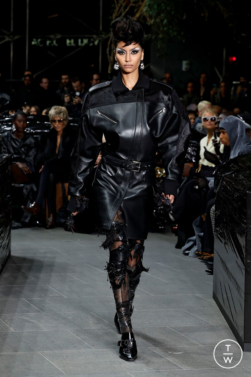 Fashion Week New York Fall/Winter 2025 look 20 de la collection Luar womenswear