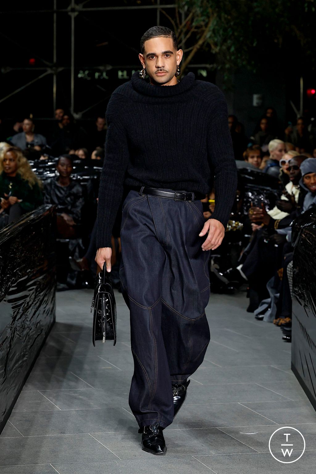 Fashion Week New York Fall/Winter 2025 look 25 from the Luar collection 女装