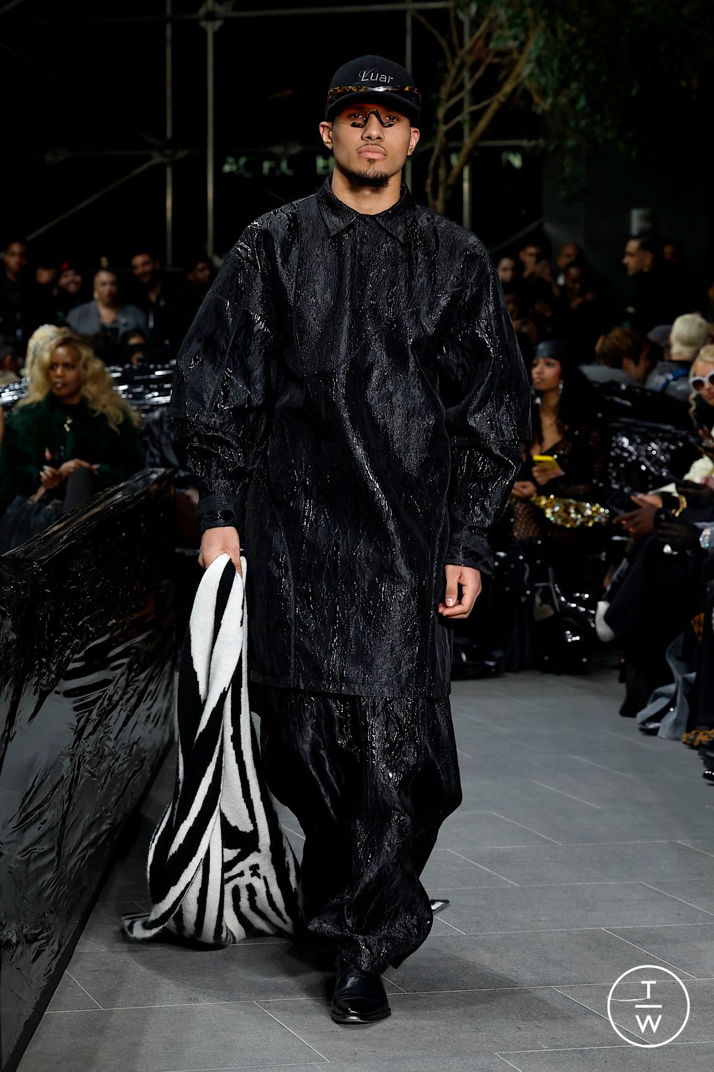 Fashion Week New York Fall/Winter 2025 look 26 de la collection Luar womenswear