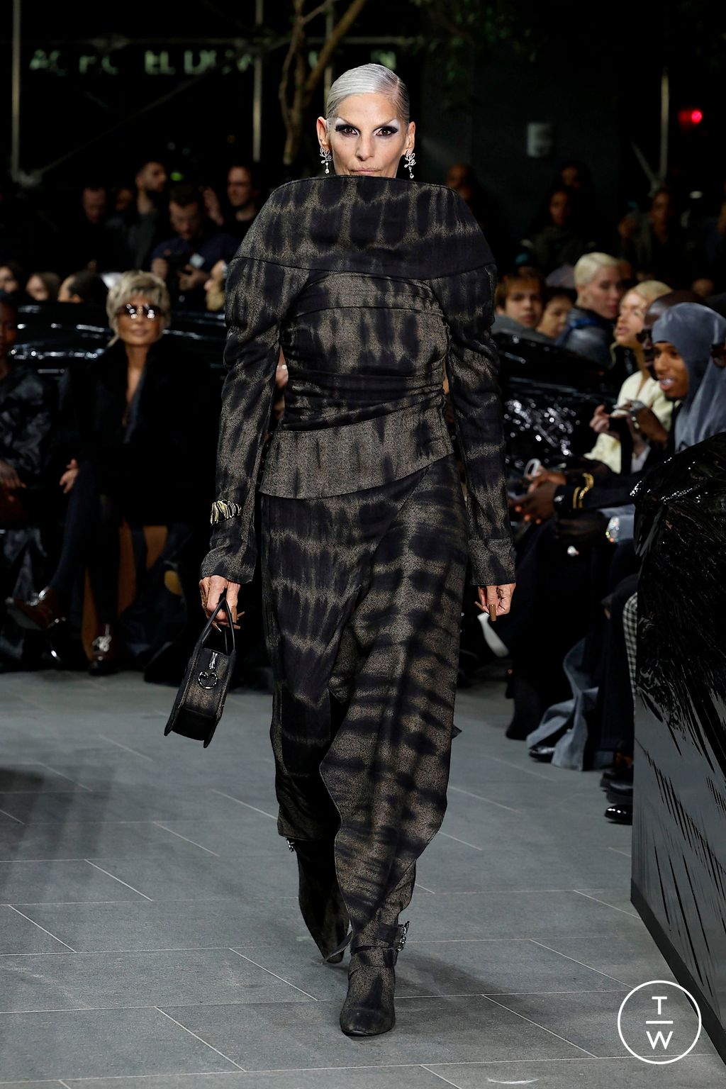 Fashion Week New York Fall/Winter 2025 look 30 from the Luar collection womenswear