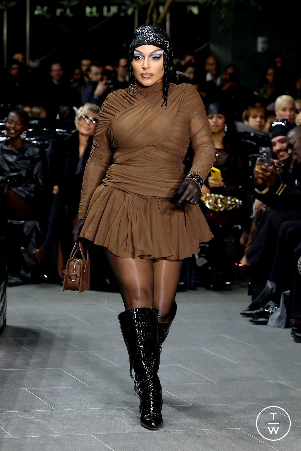 Fashion Week New York Fall/Winter 2025 look 36 from the Luar collection 女装