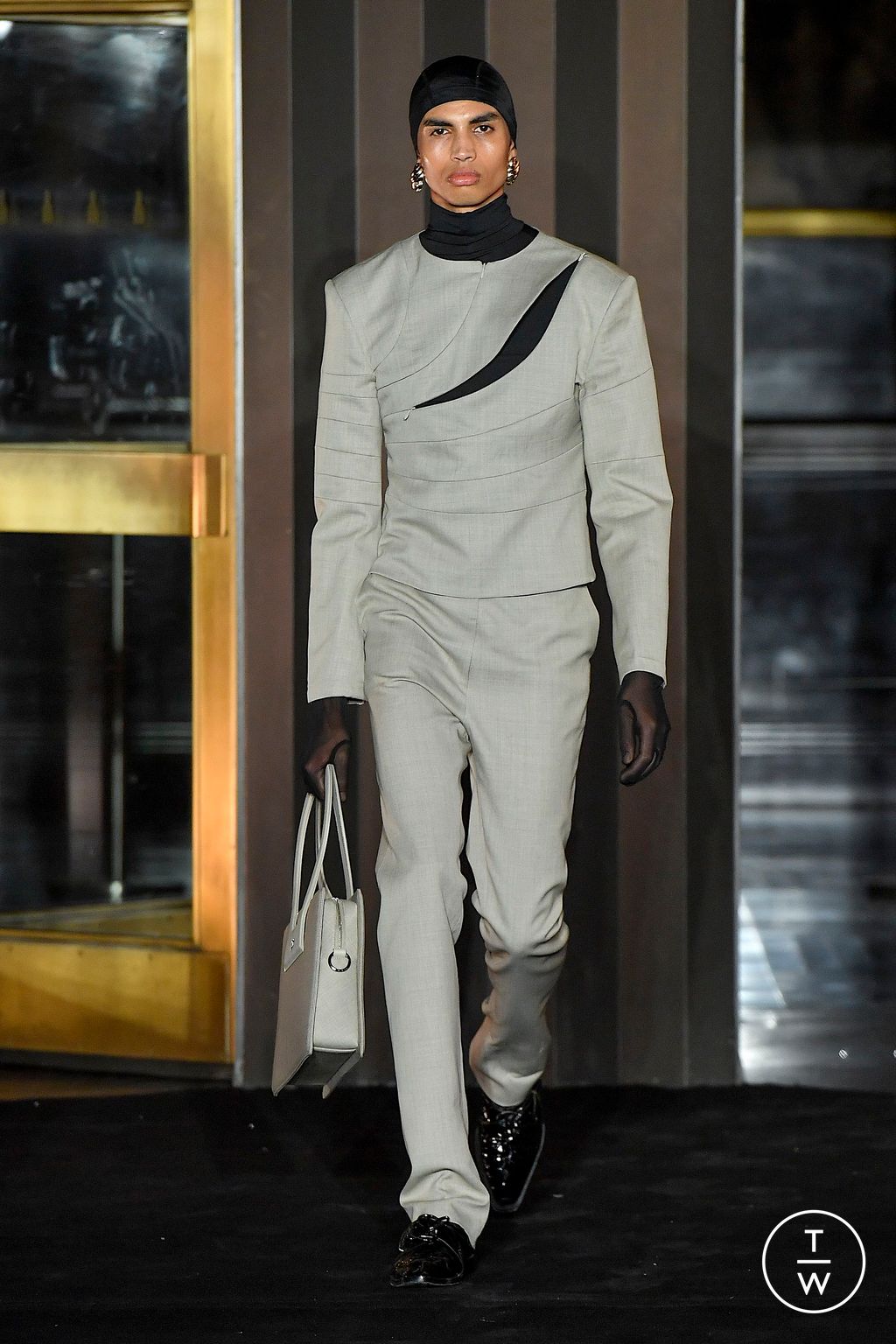 Fashion Week New York Spring/Summer 2025 look 23 from the Luar collection womenswear