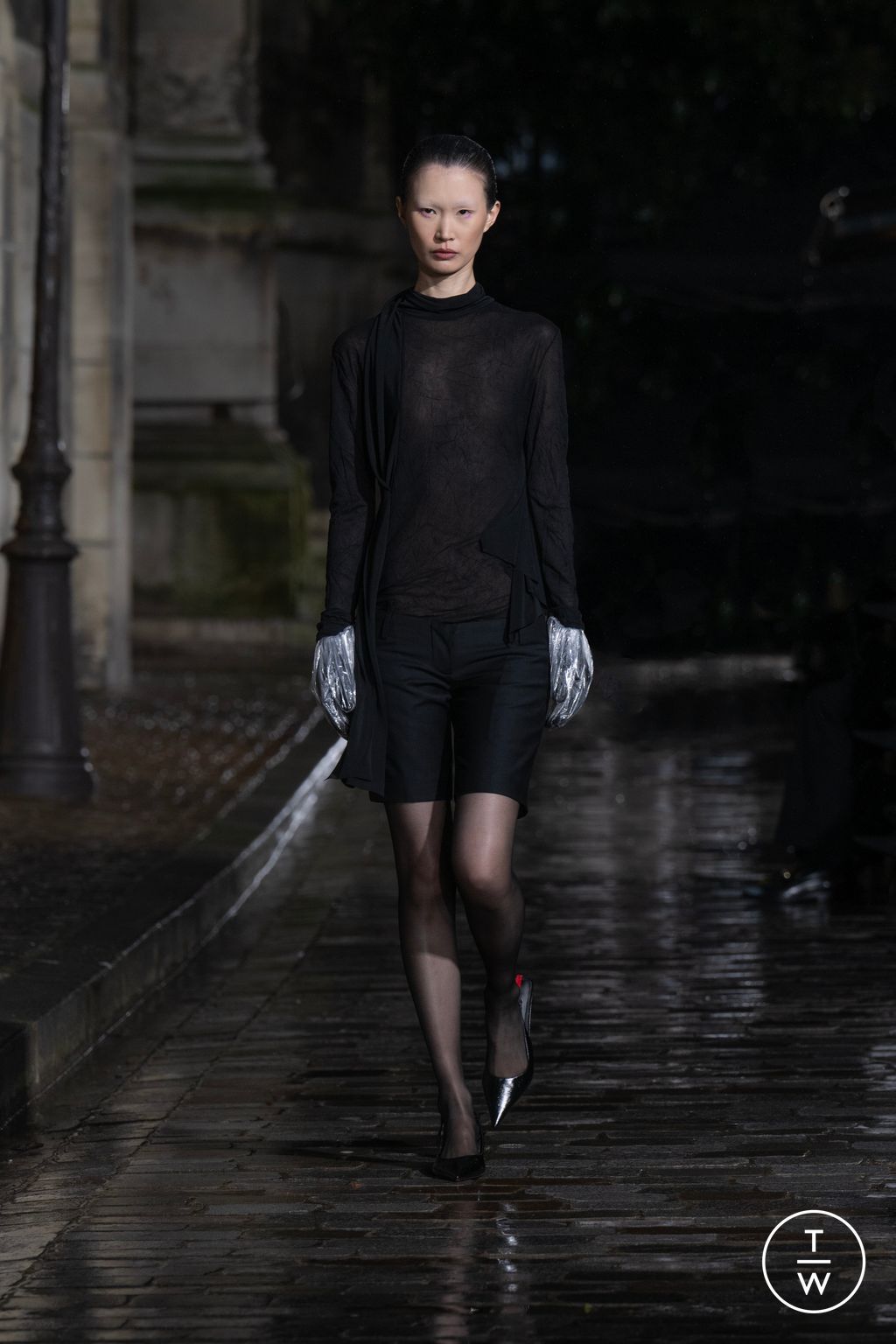 Fashion Week Paris Fall/Winter 2024 look 7 from the Lùchen collection 女装