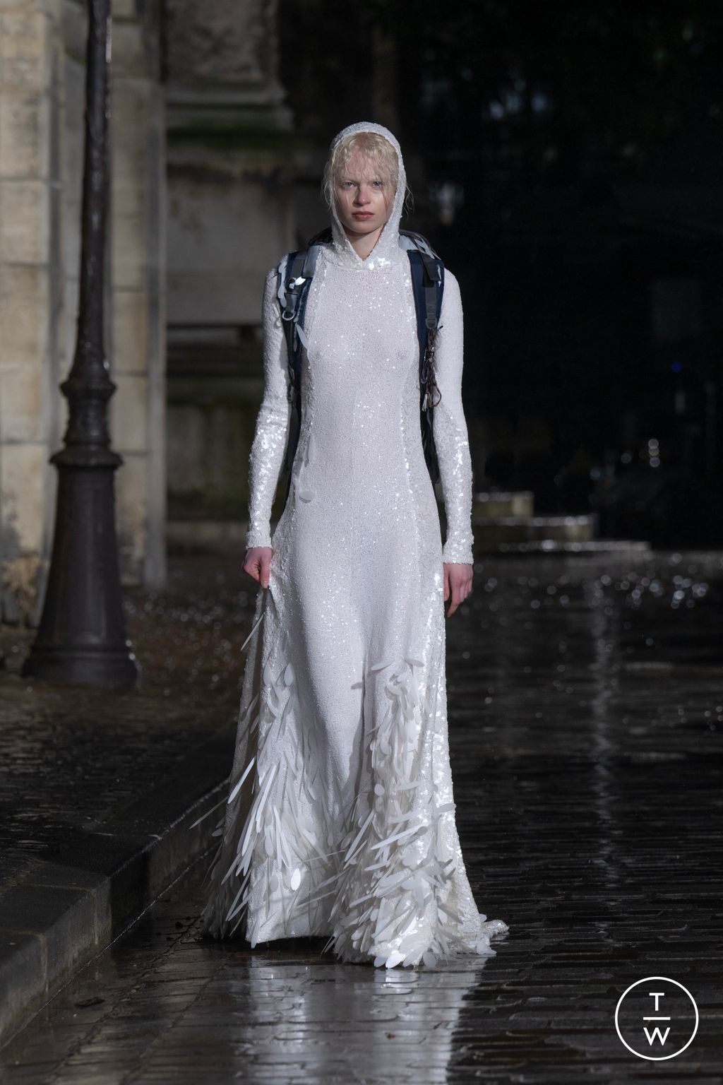 Fashion Week Paris Fall/Winter 2024 look 13 de la collection Lùchen womenswear