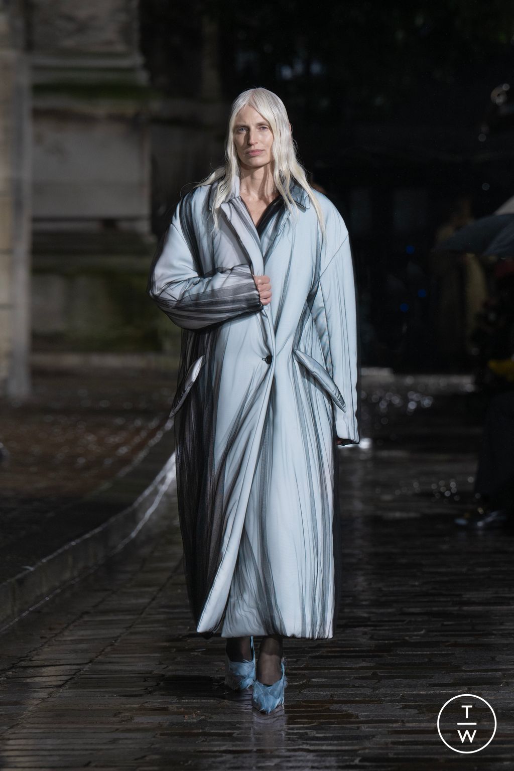Fashion Week Paris Fall/Winter 2024 look 20 from the Lùchen collection womenswear